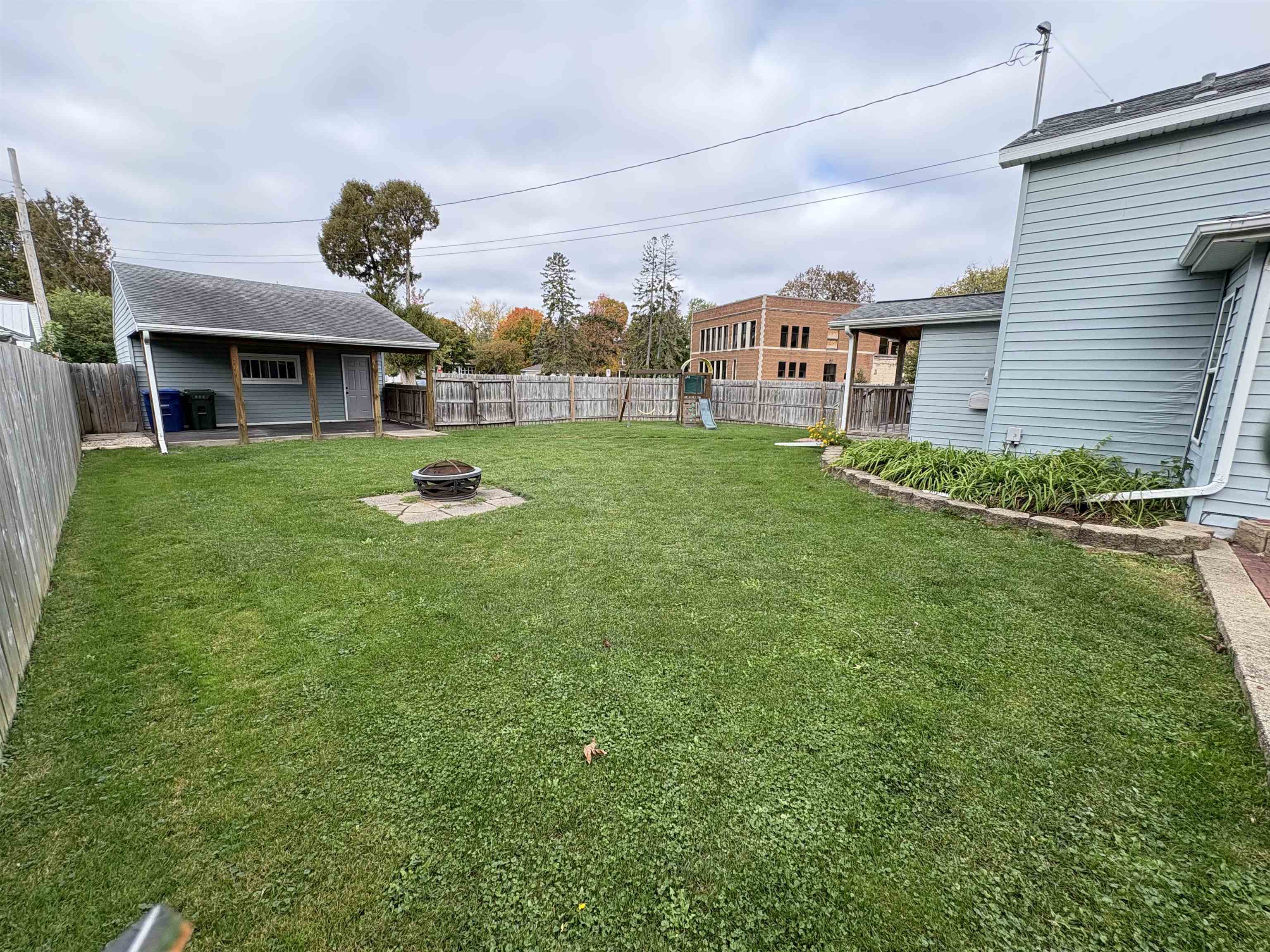 Property photo 32