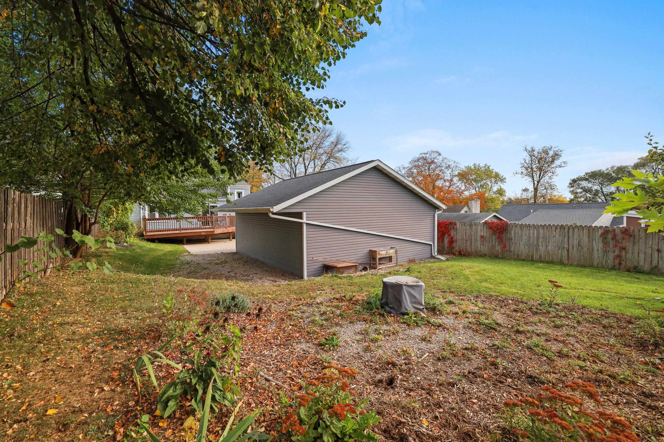 Property photo 38