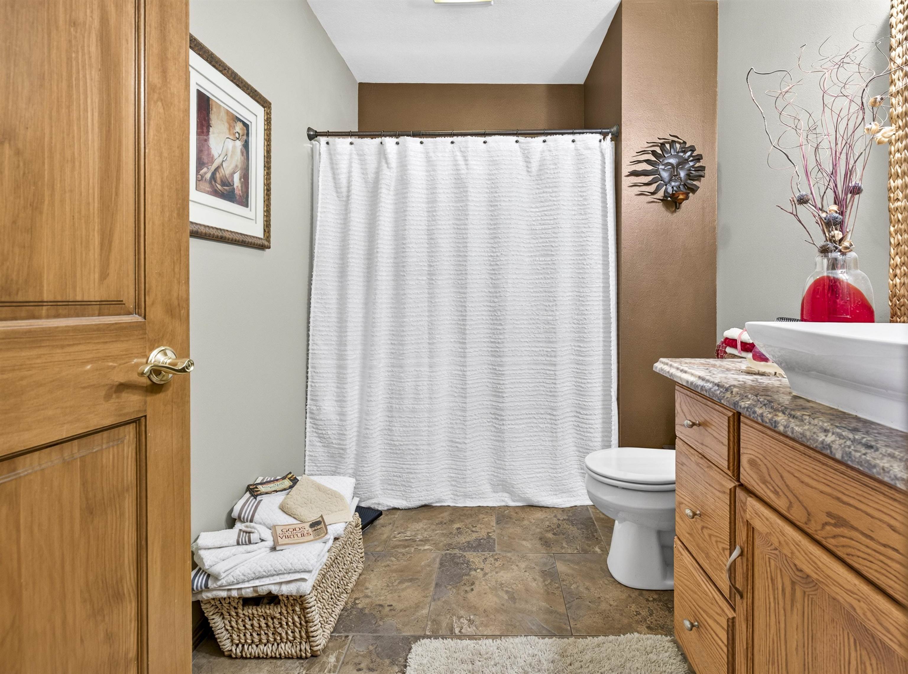 Property photo 28