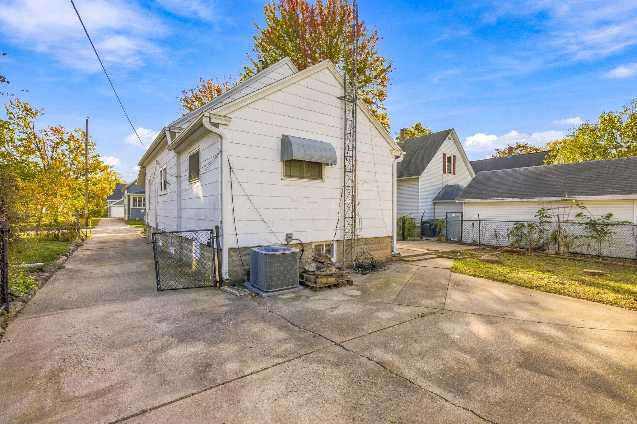 Property photo 38