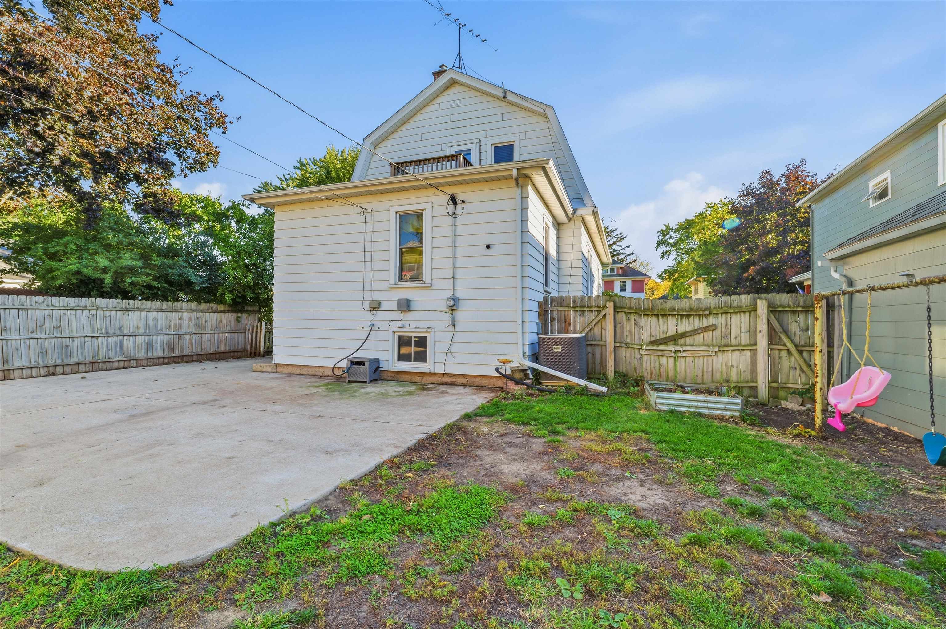 Property photo 28
