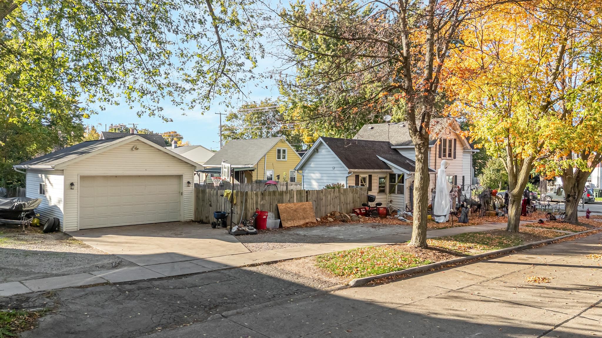 Property photo 34
