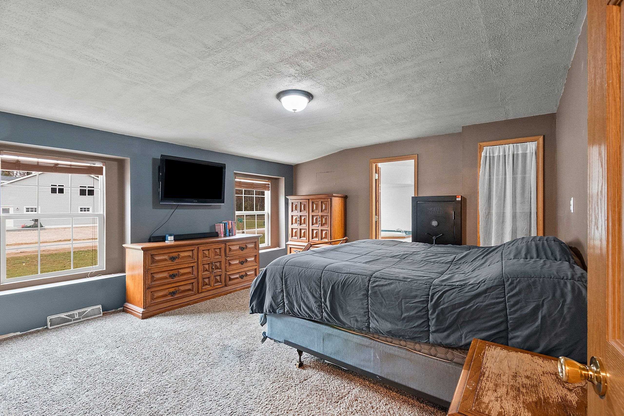 Property photo 32