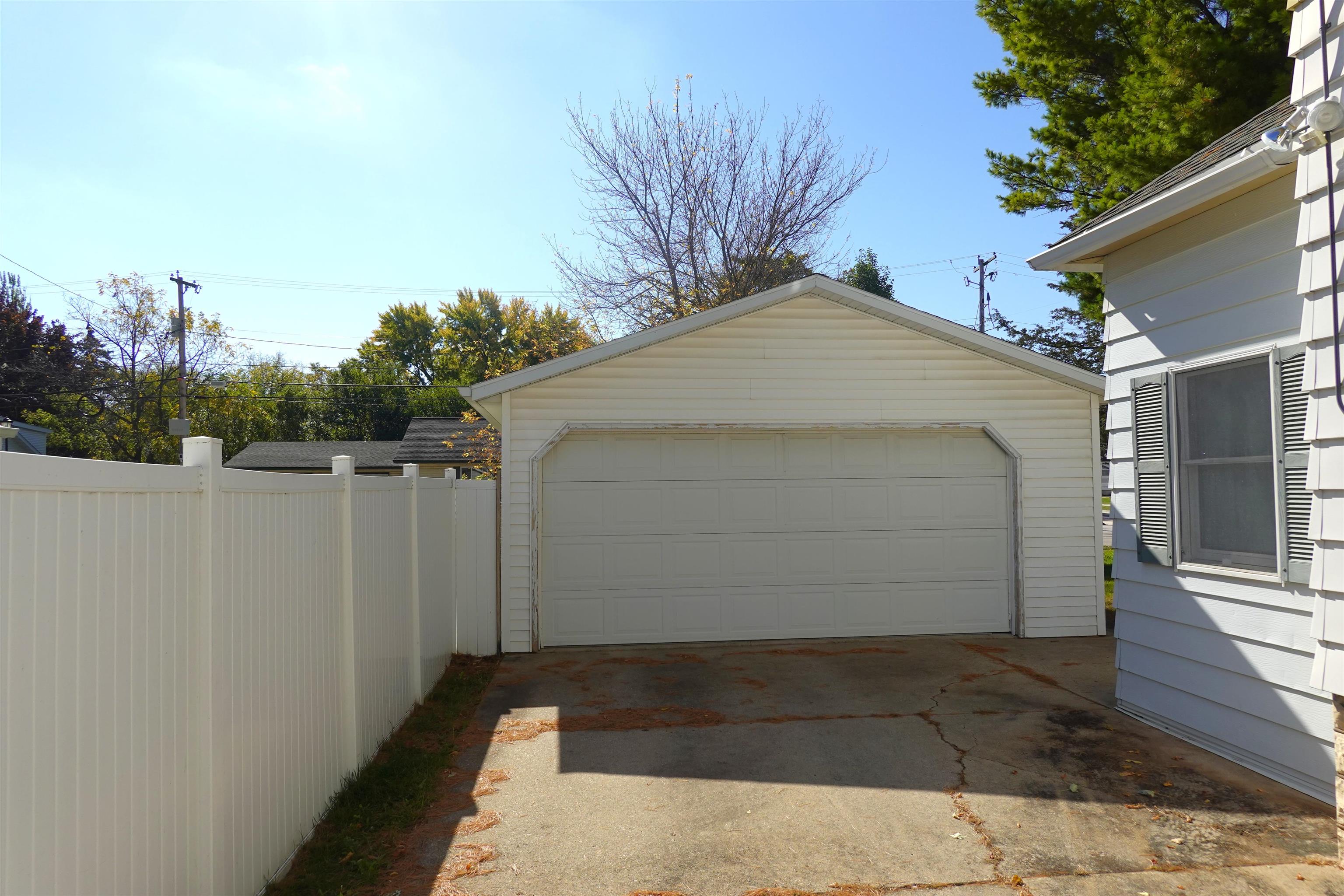 Property photo 24