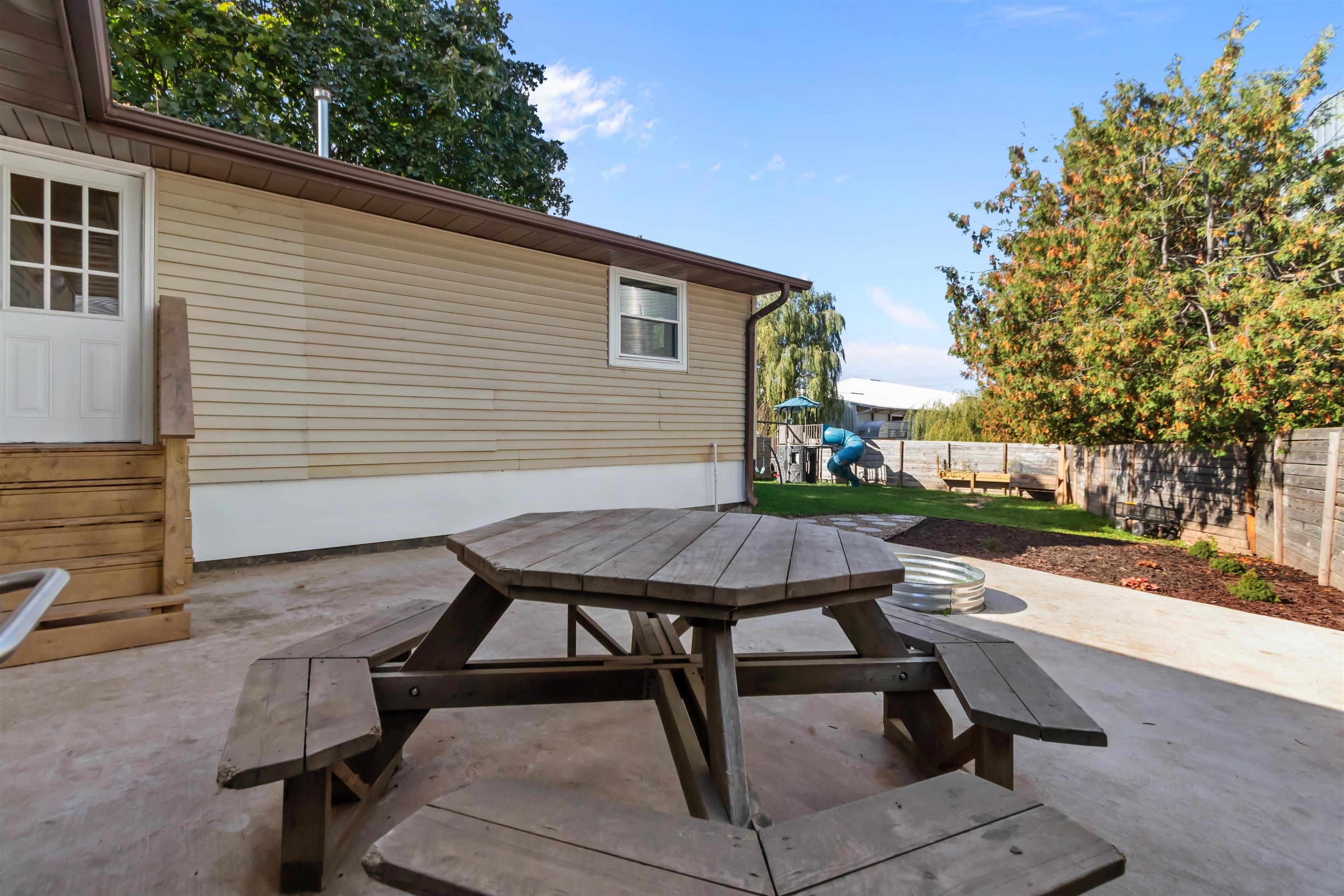 Property photo 33