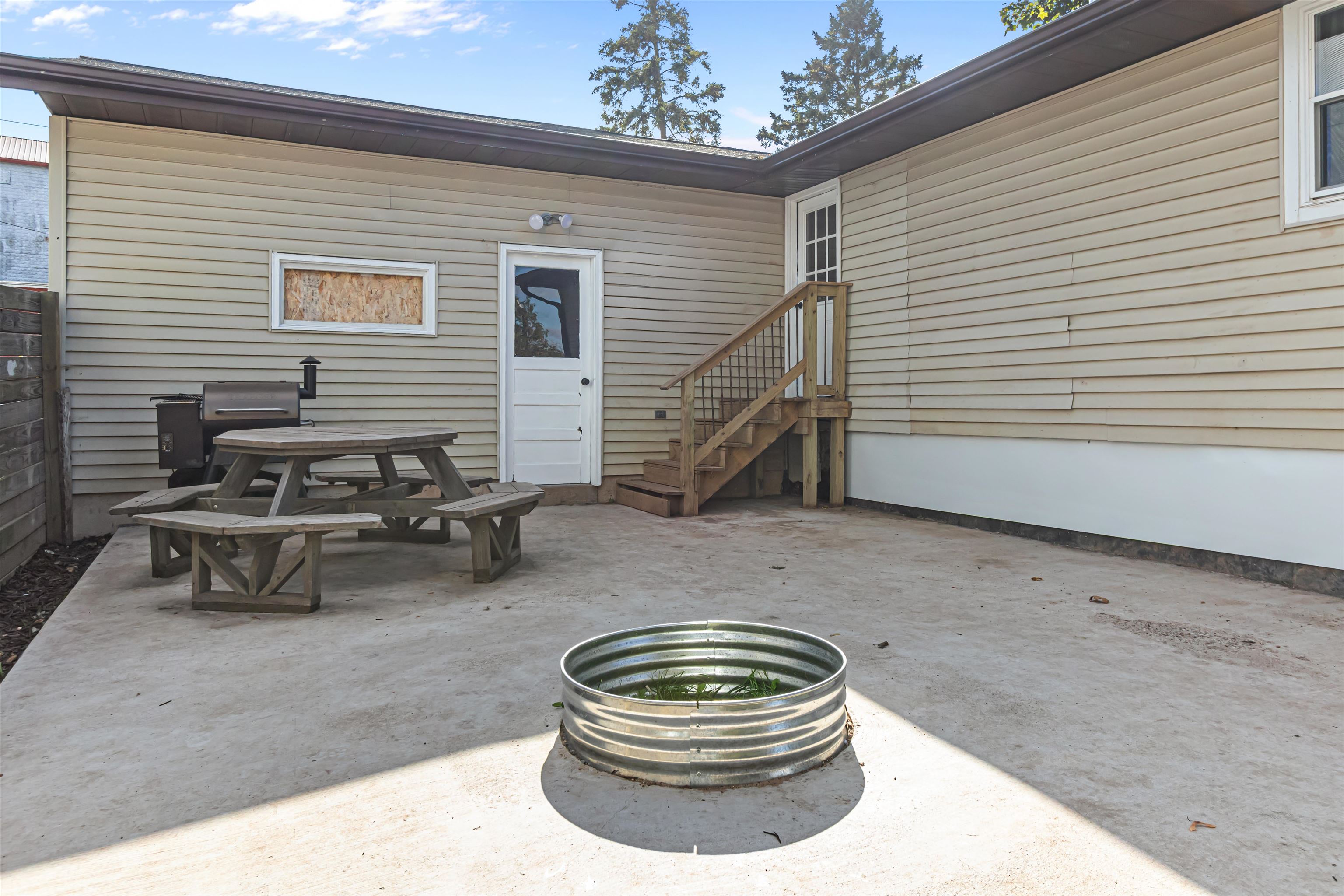 Property photo 32