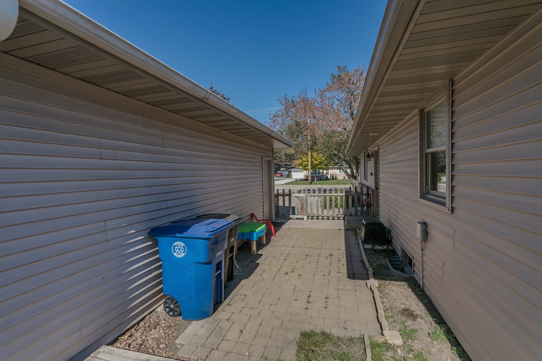 Property photo 33