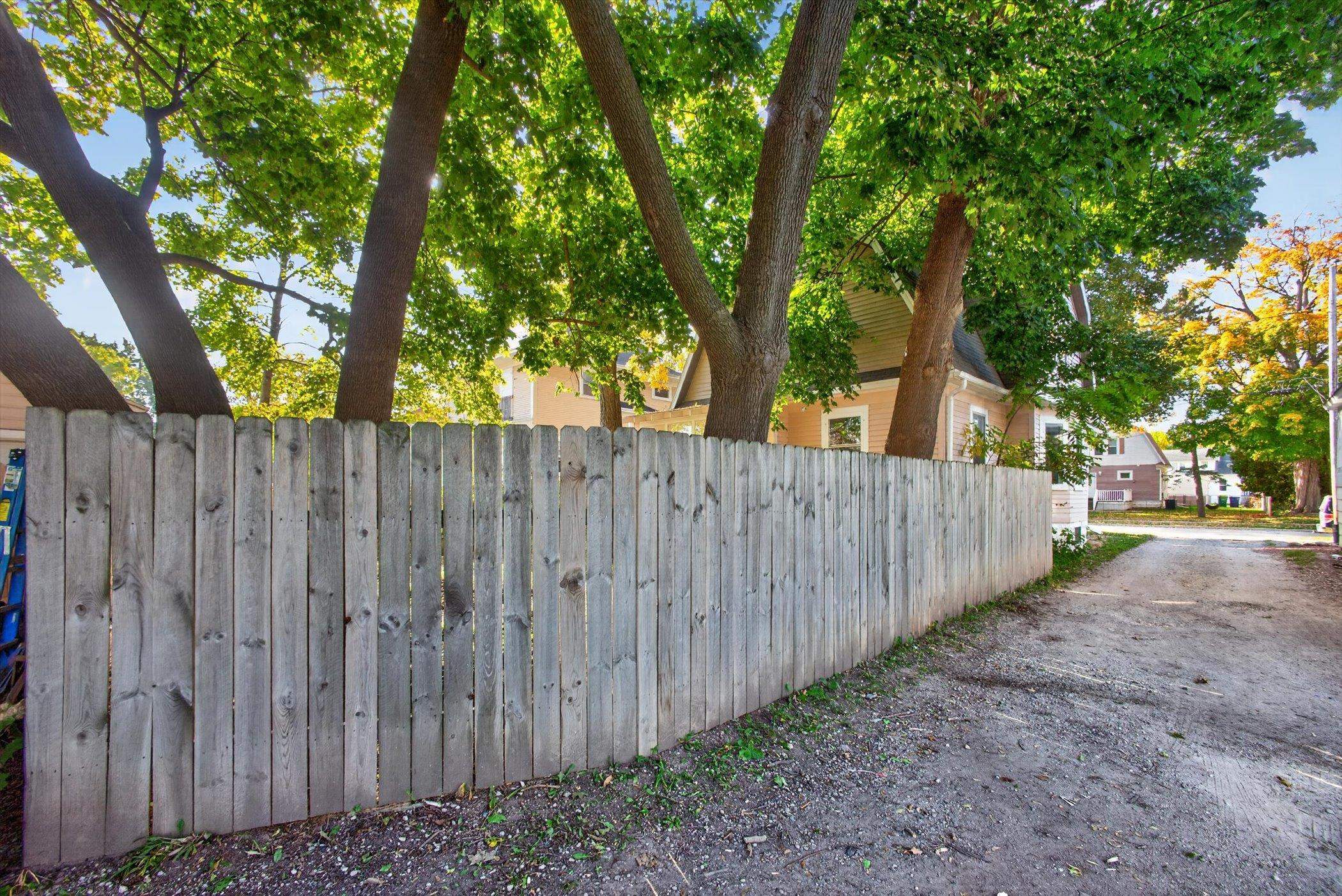 Property photo 34