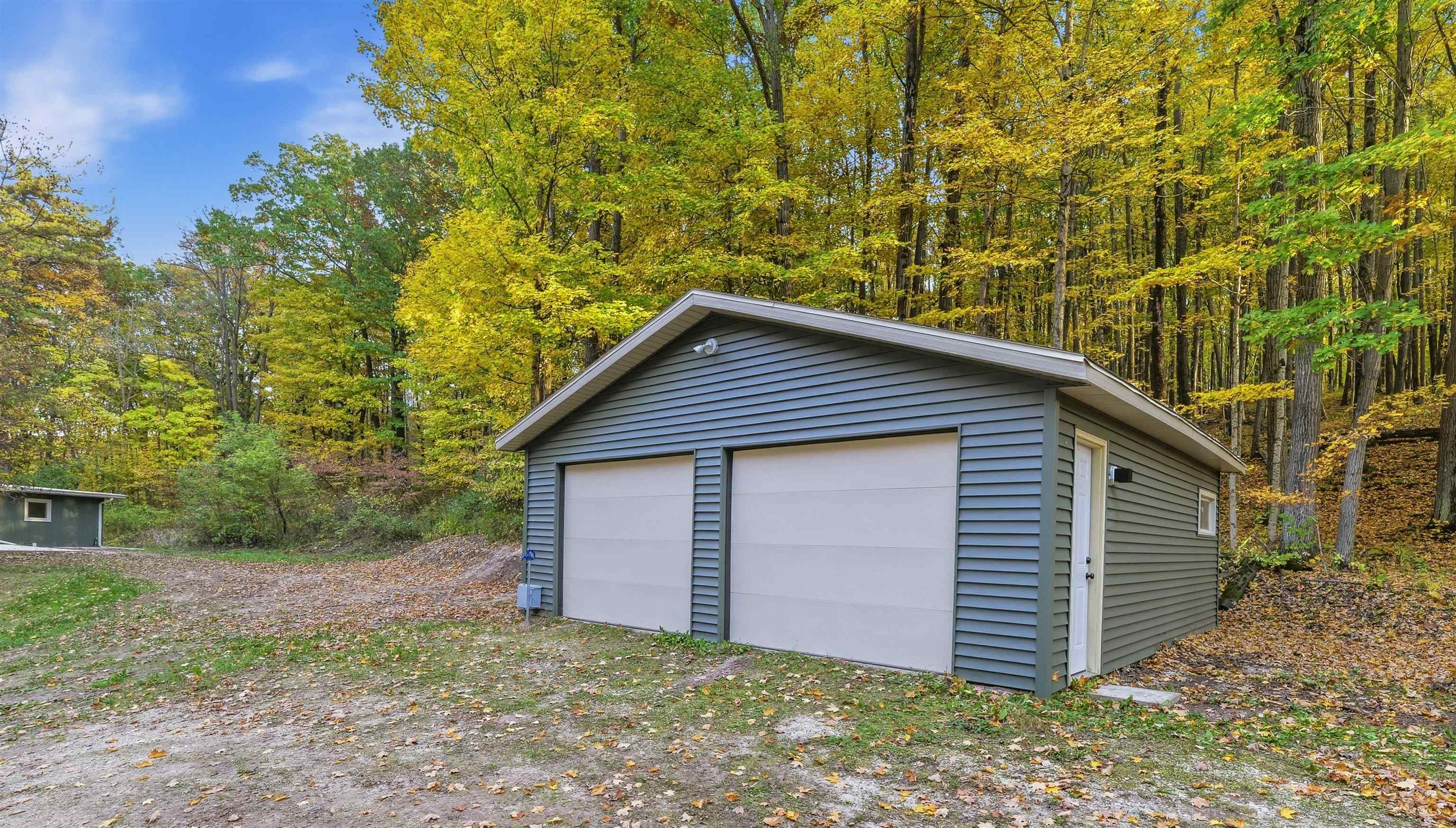 Property photo 38