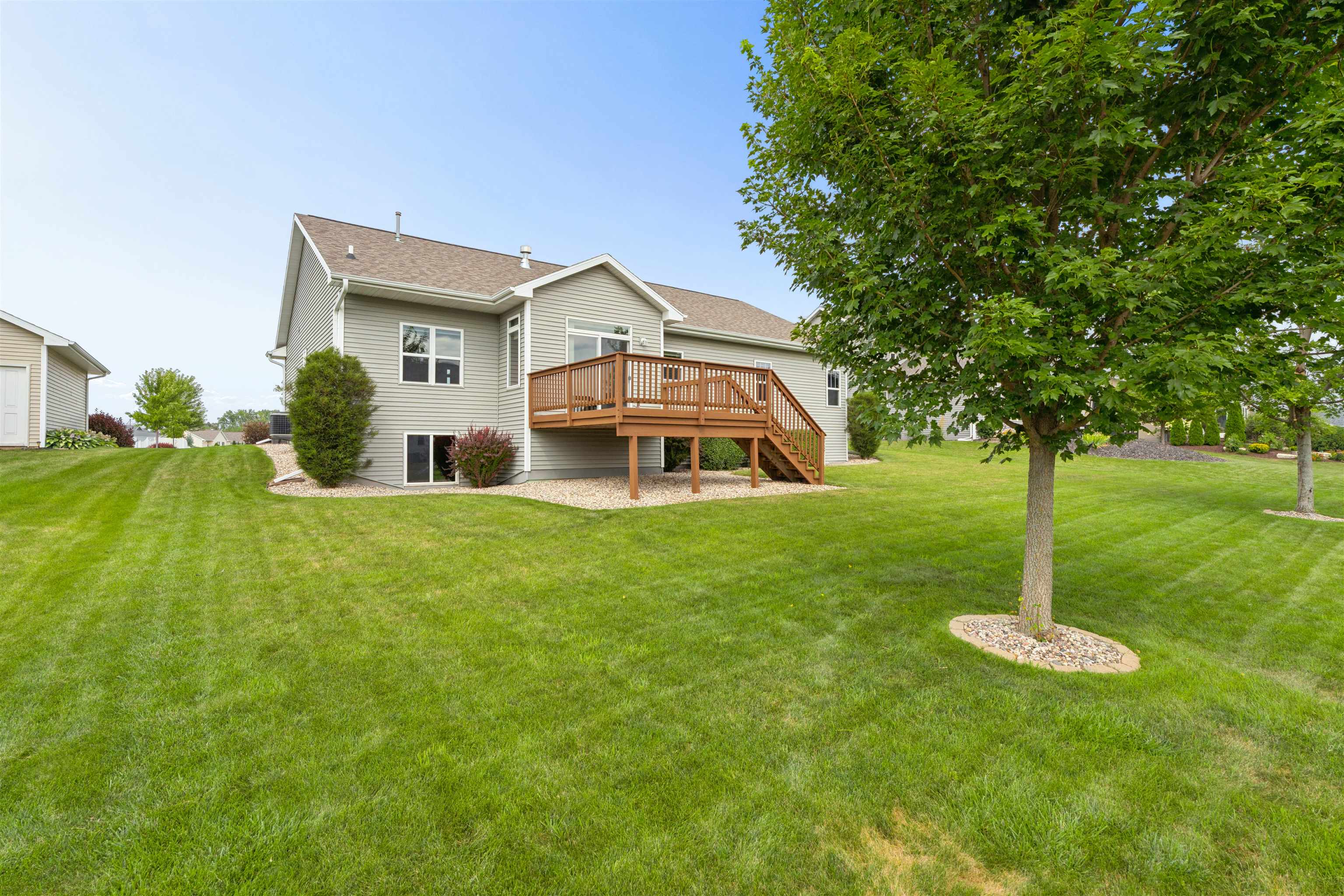 Property photo 33
