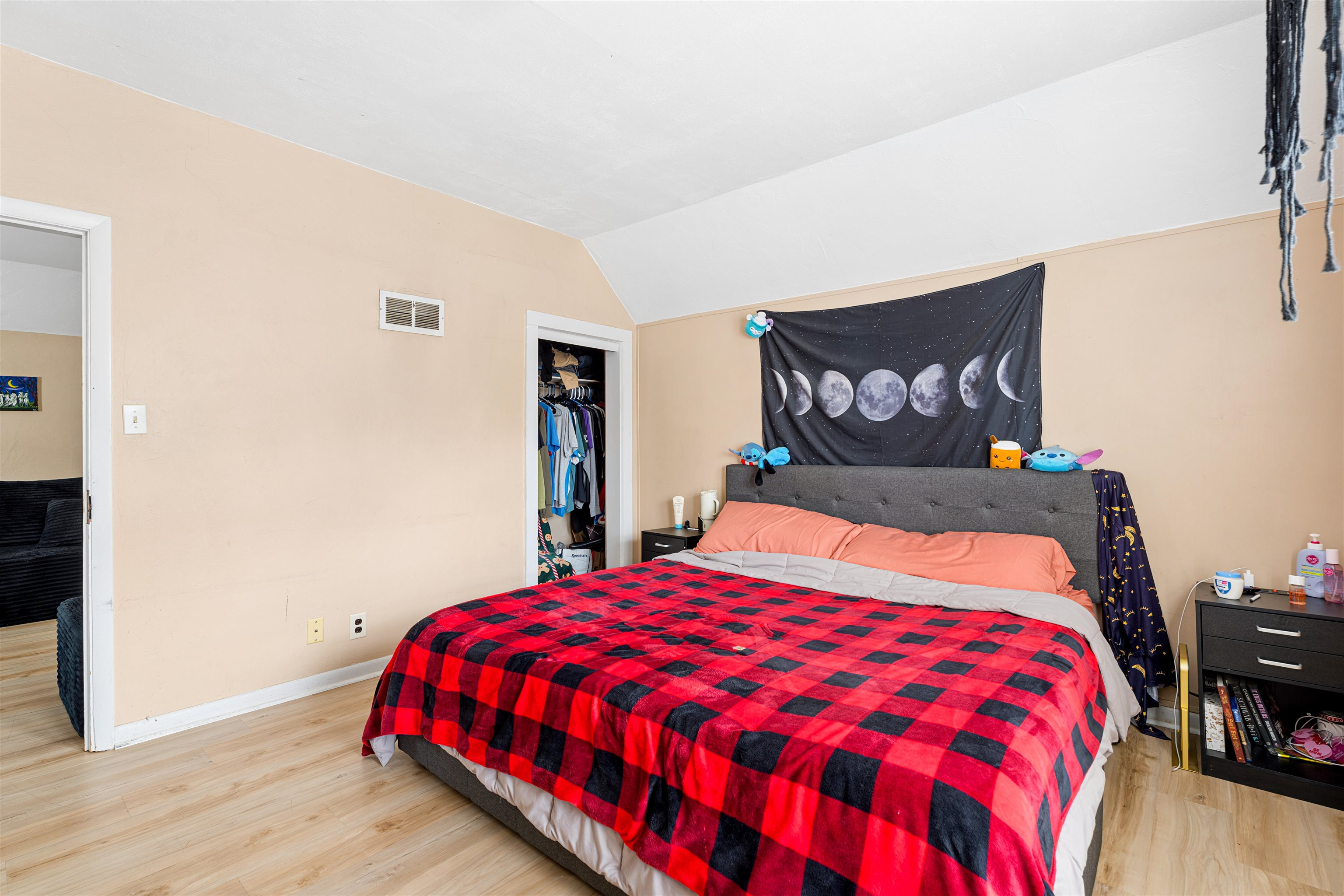 Property photo 24