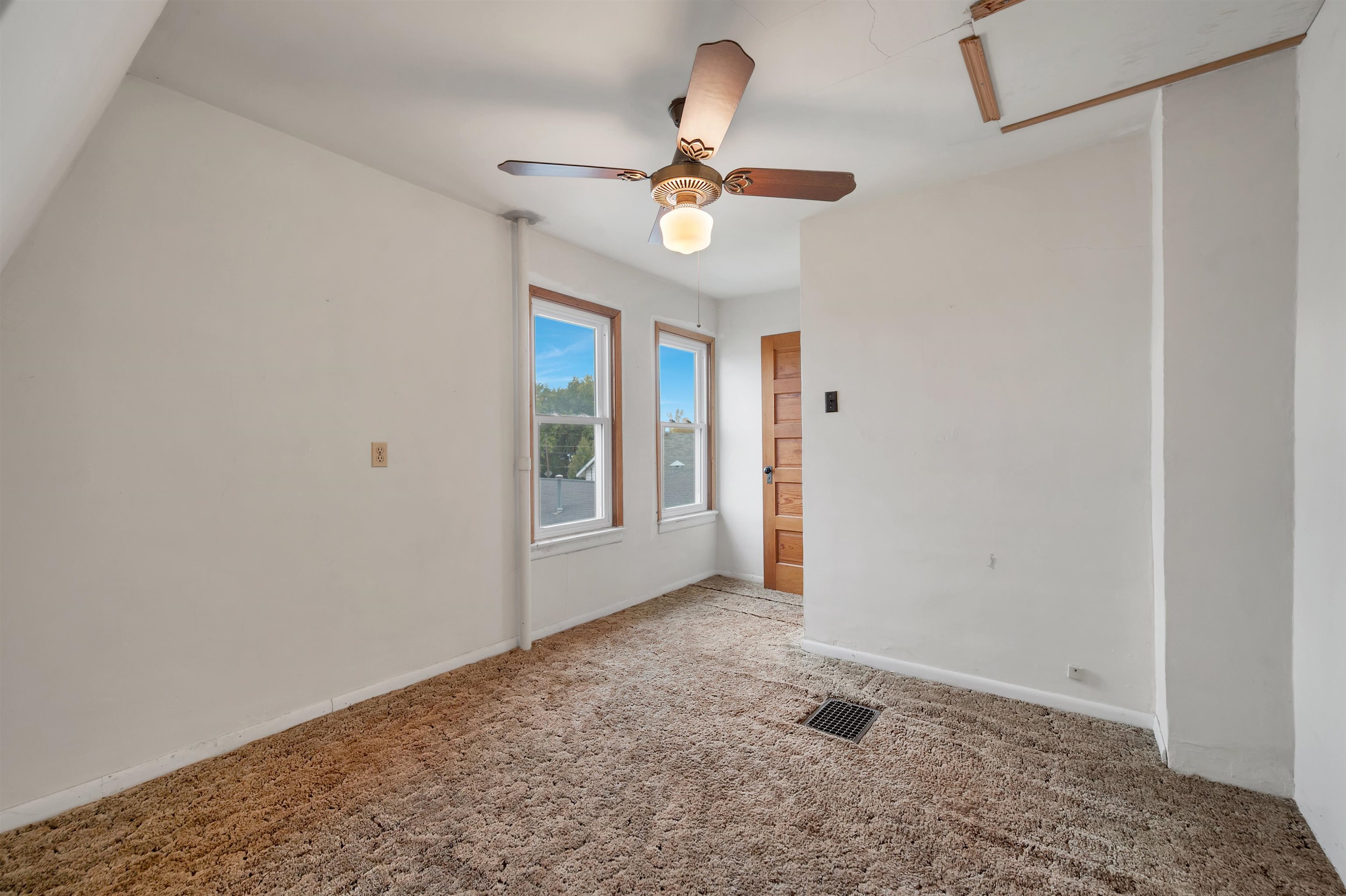 Property photo 38