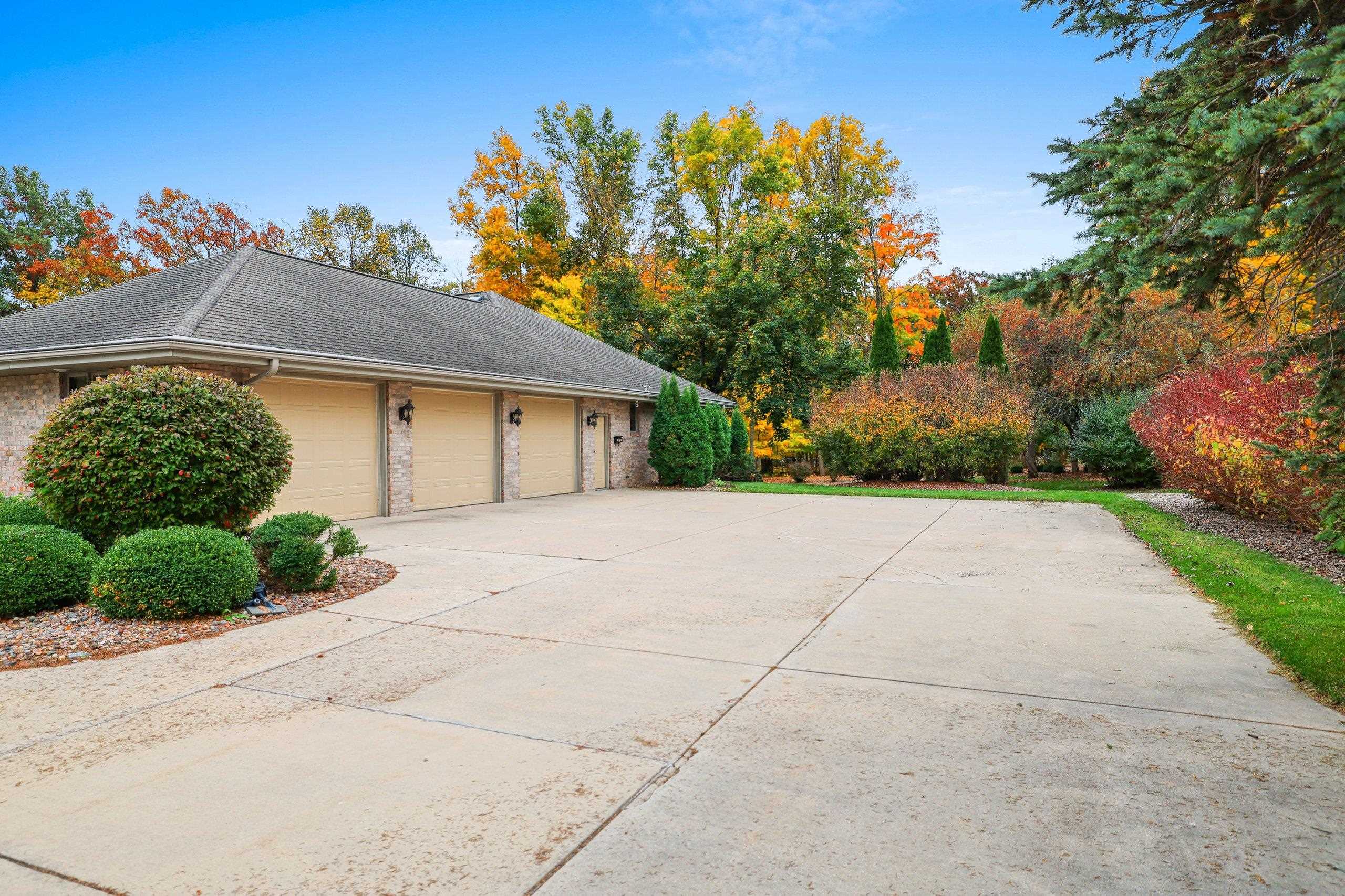 Property photo 86