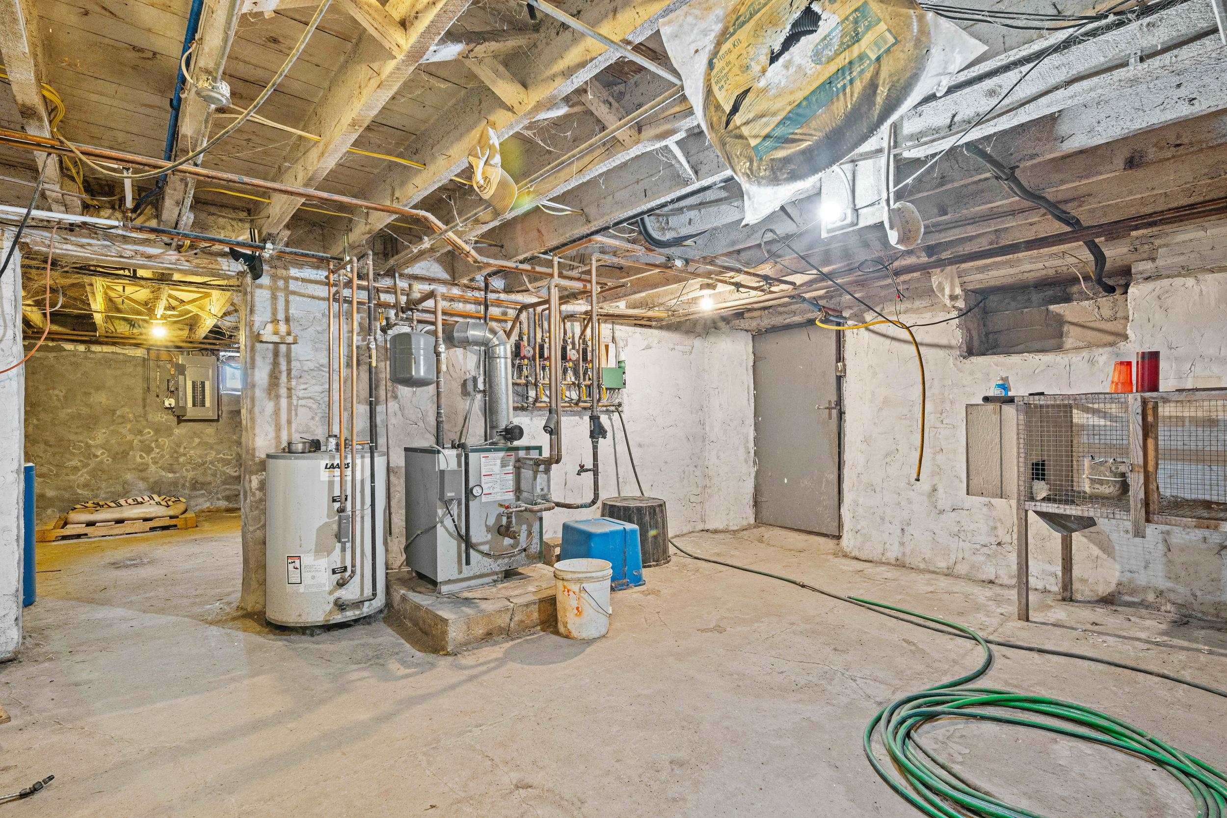 Property photo 38