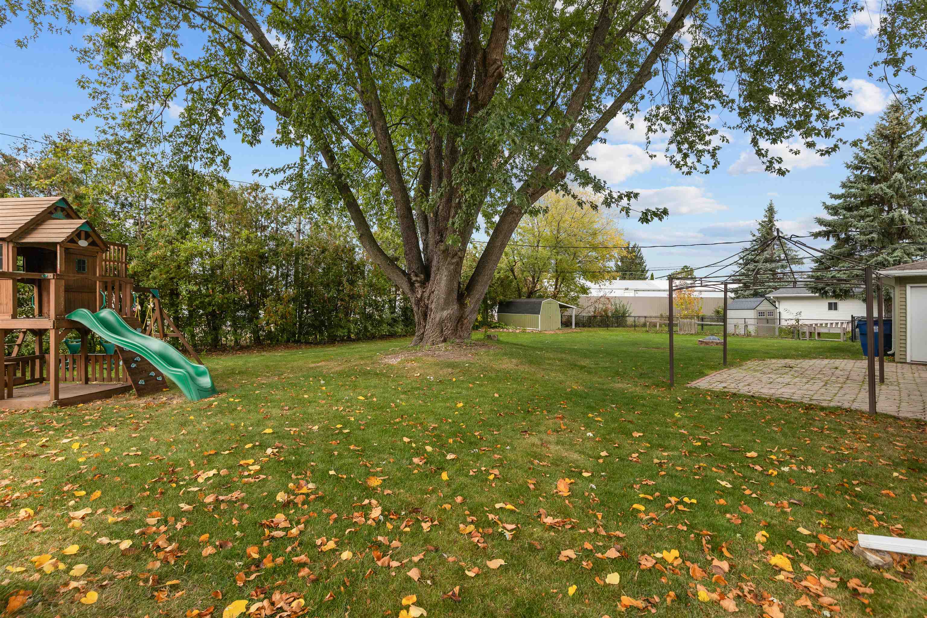 Property photo 38