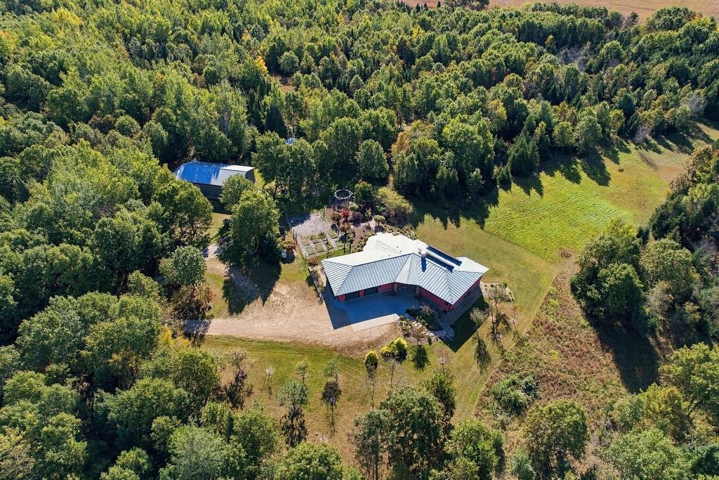 Property photo 44