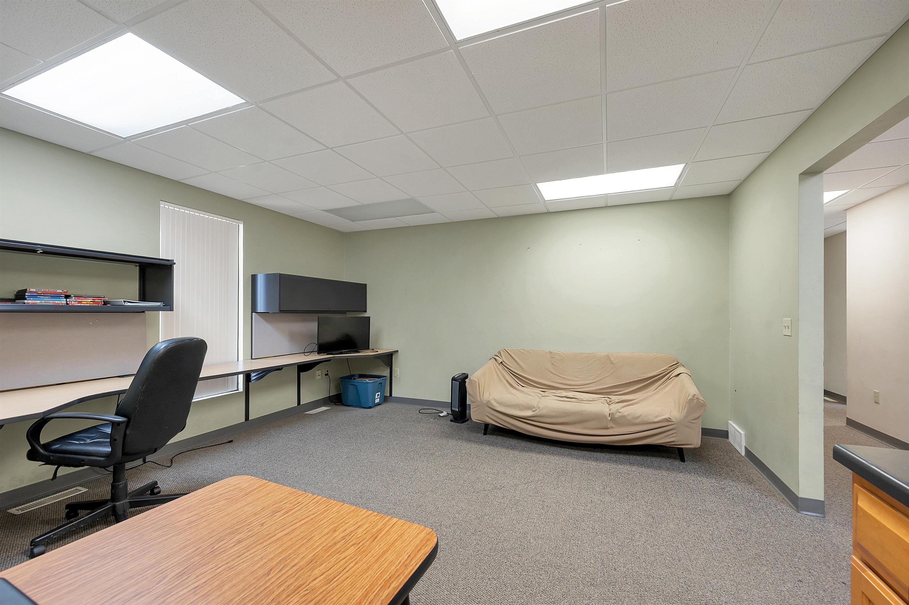 Property photo 43