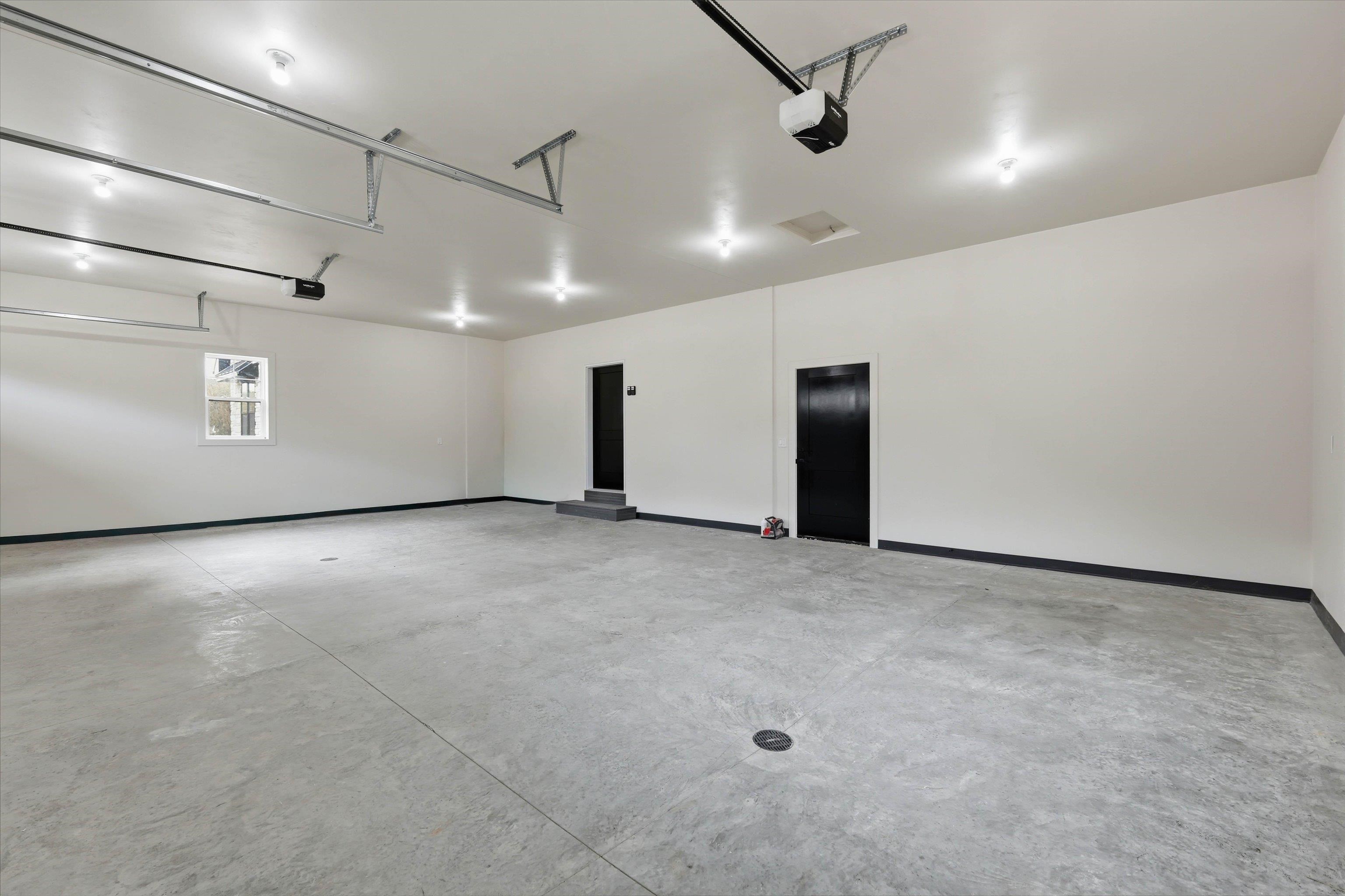 Property photo 37