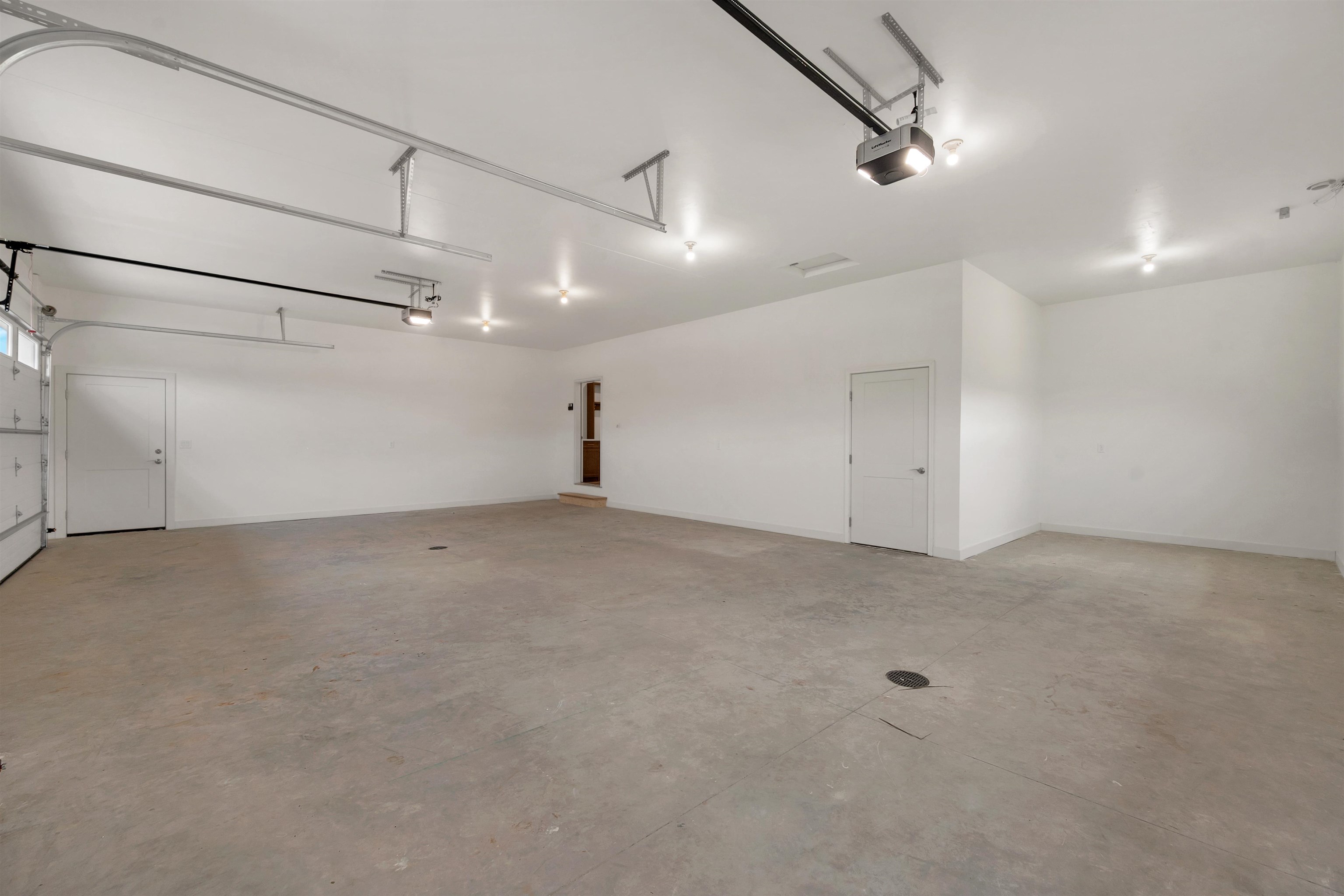 Property photo 40