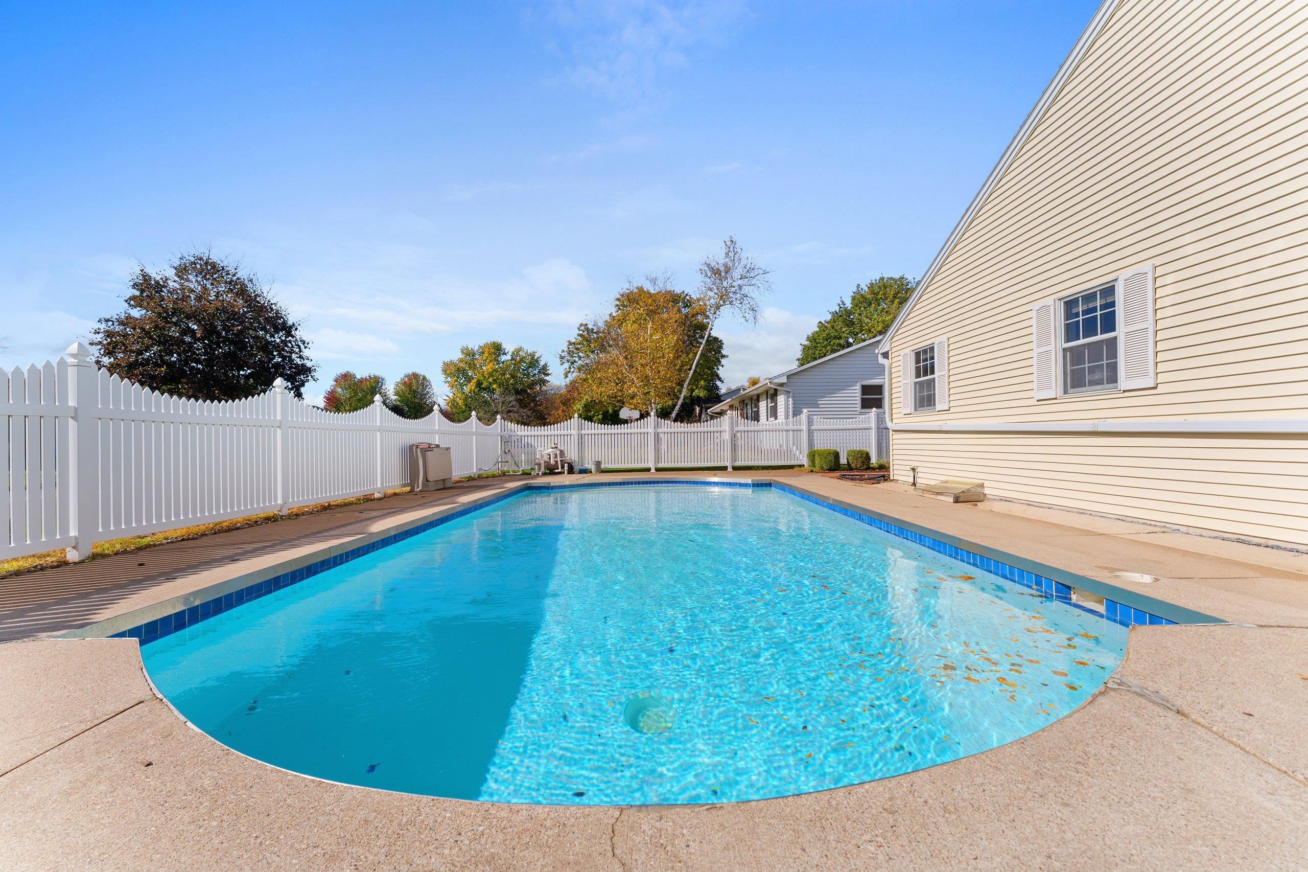 Property photo 33
