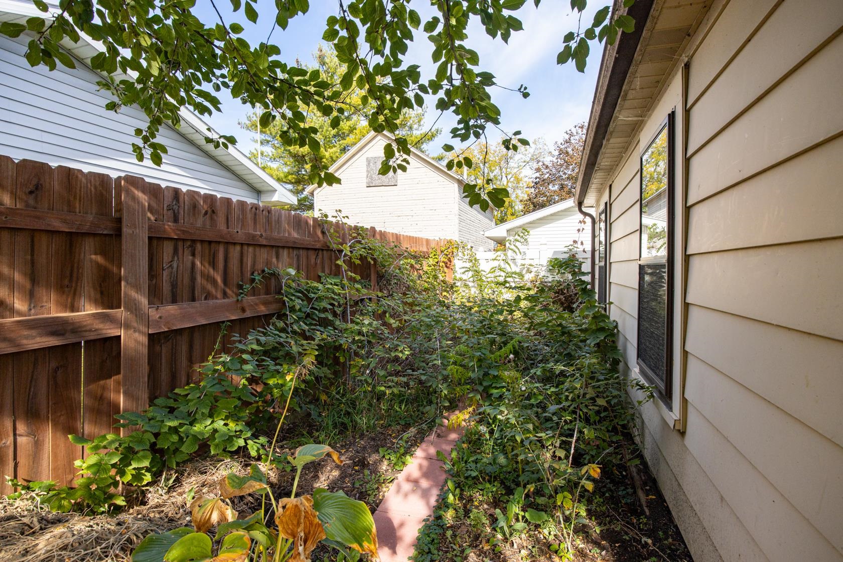 Property photo 35
