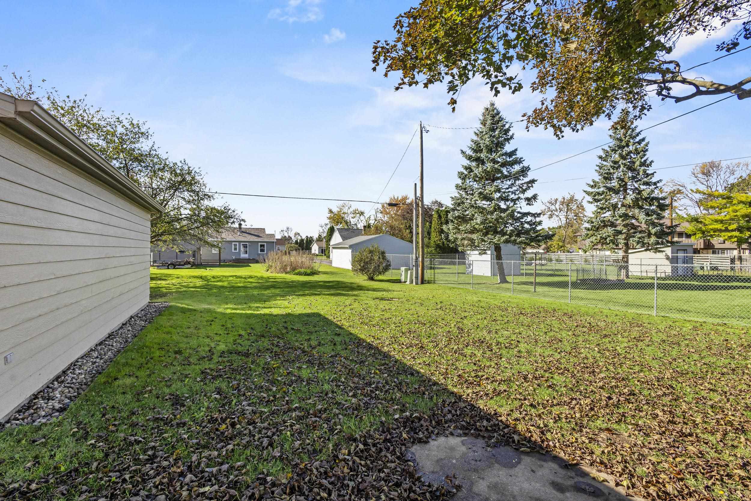 Property photo 35