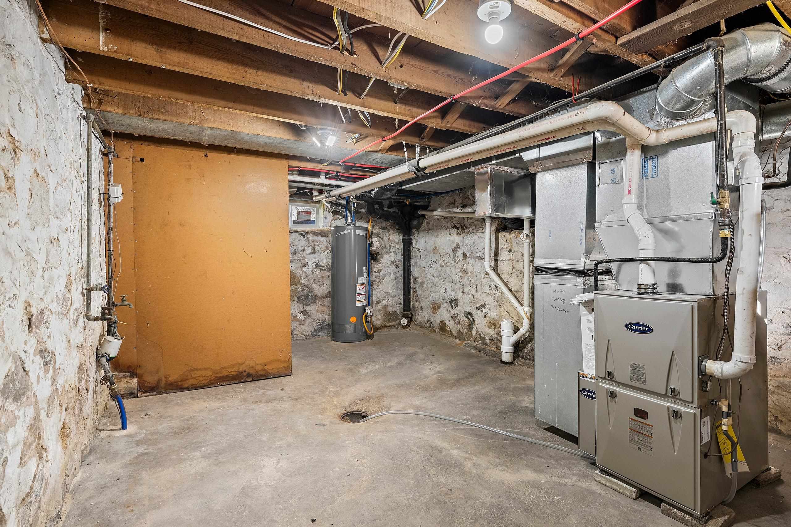 Property photo 32