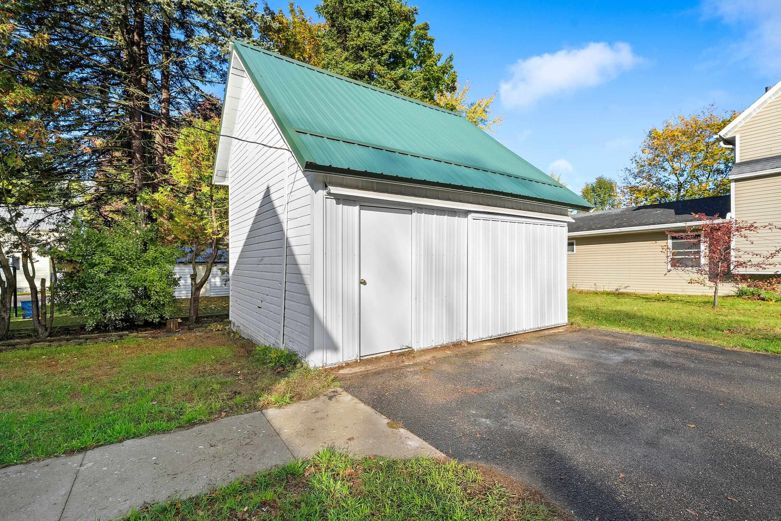 Property photo 37