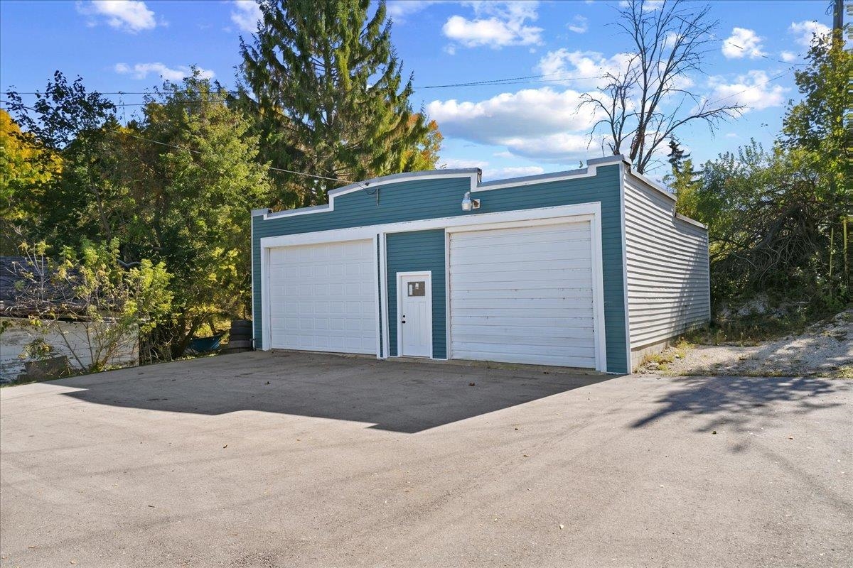 Property photo 44