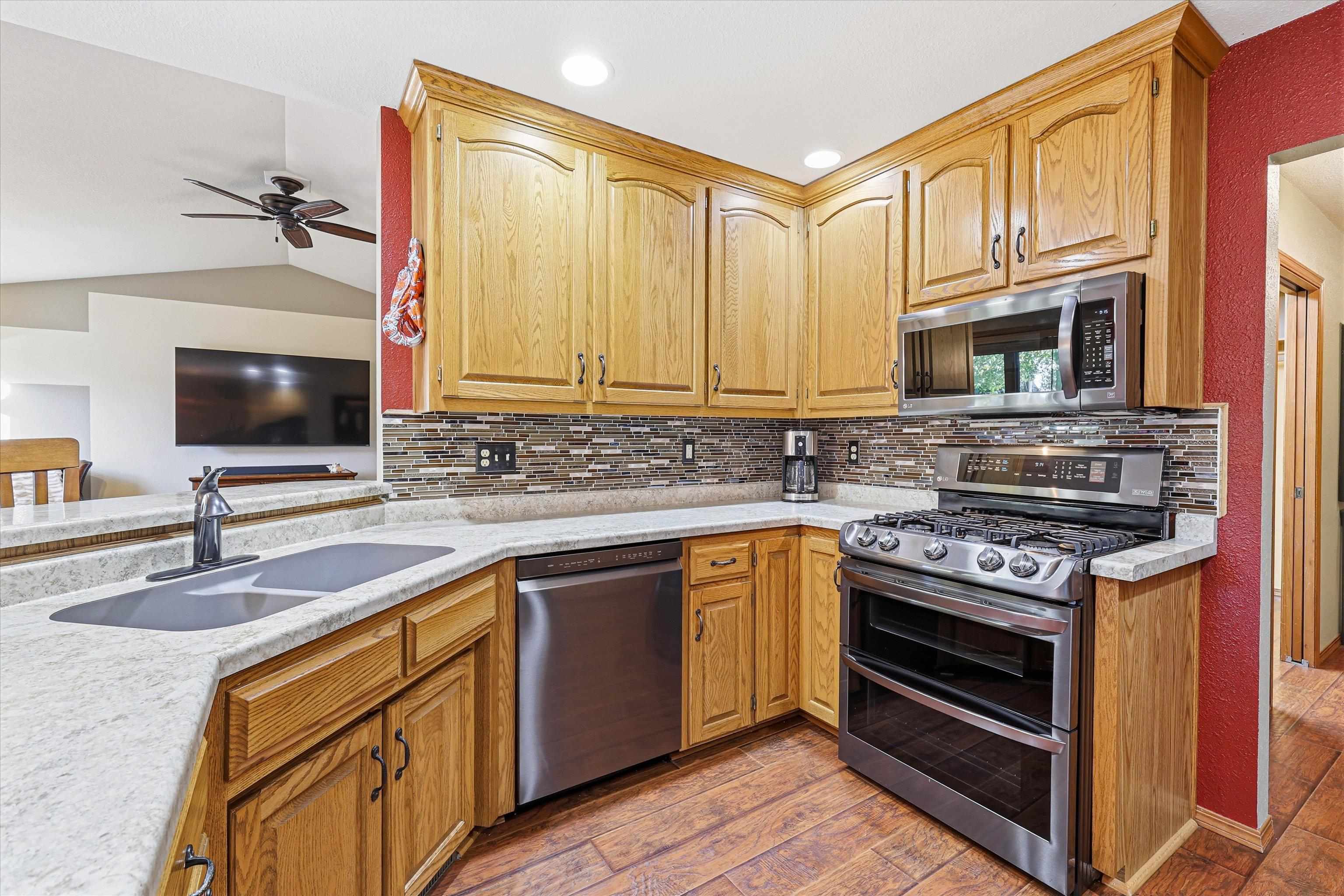 Property photo 12