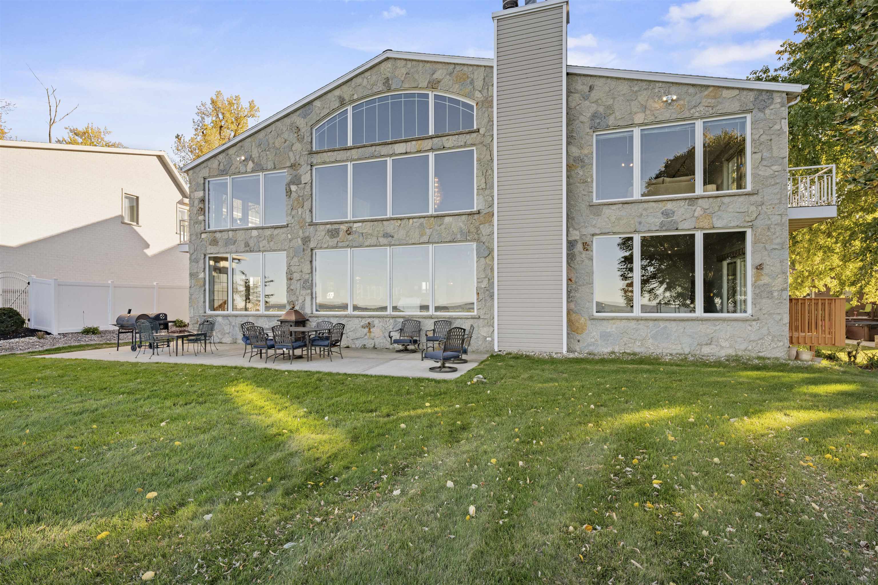Property photo 74