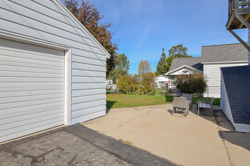 Property photo 63