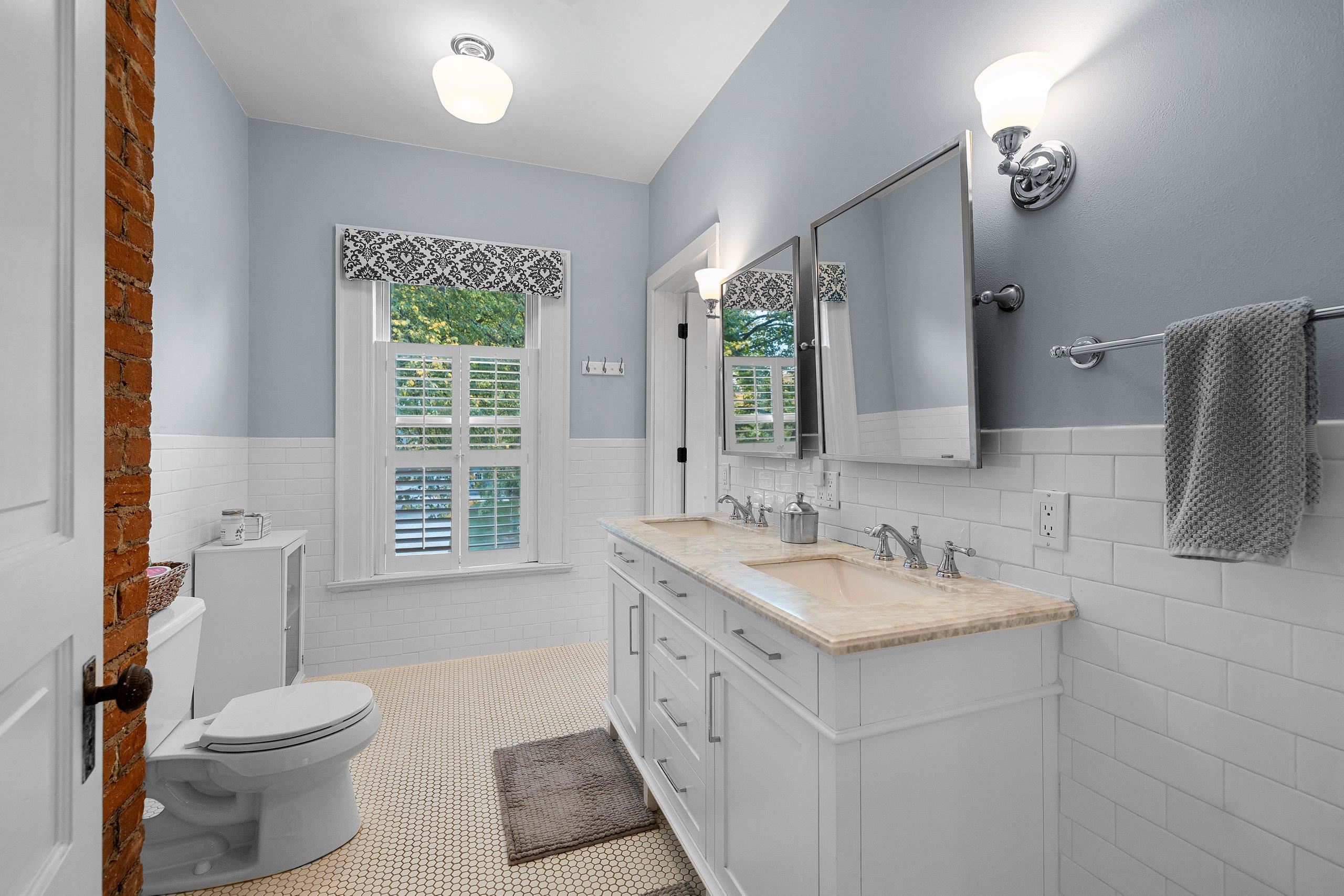 Property photo 44