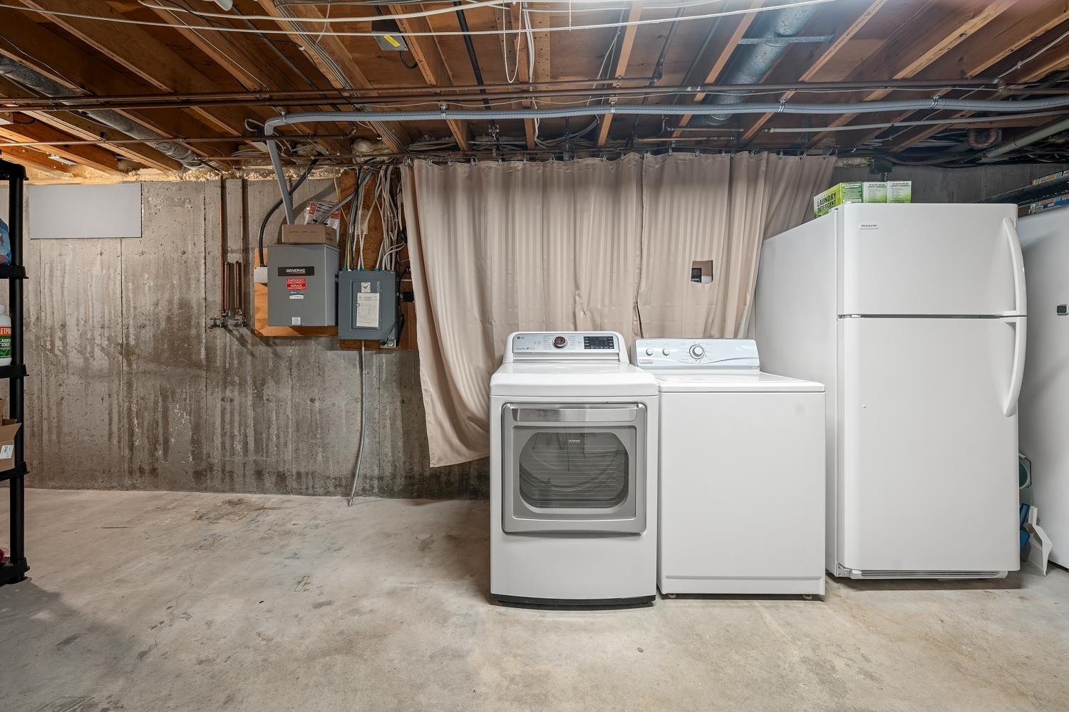 Property photo 38