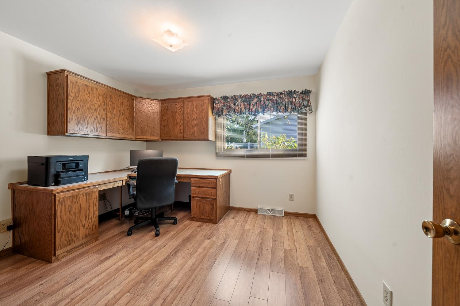 Property photo 28