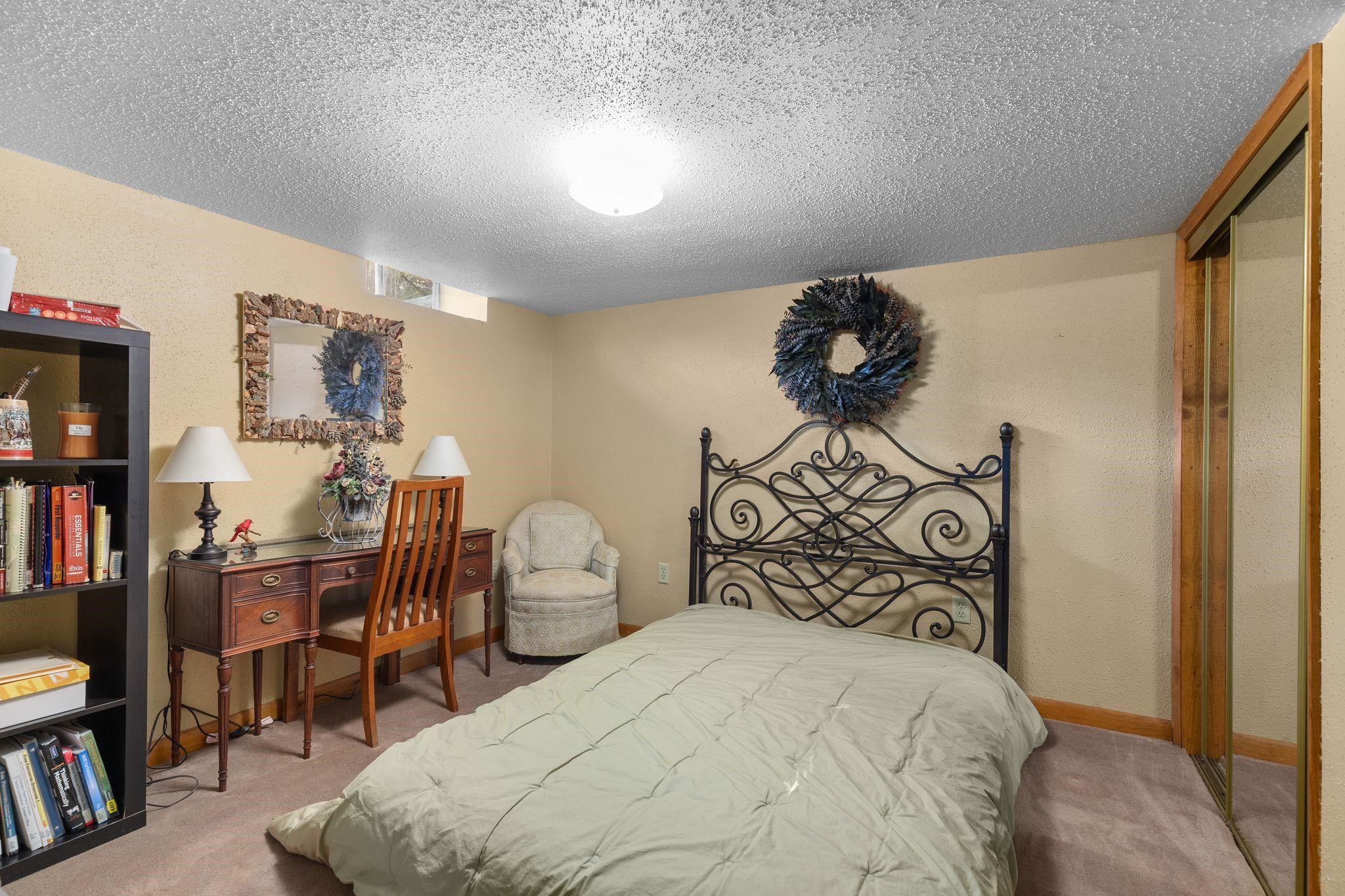 Property photo 28