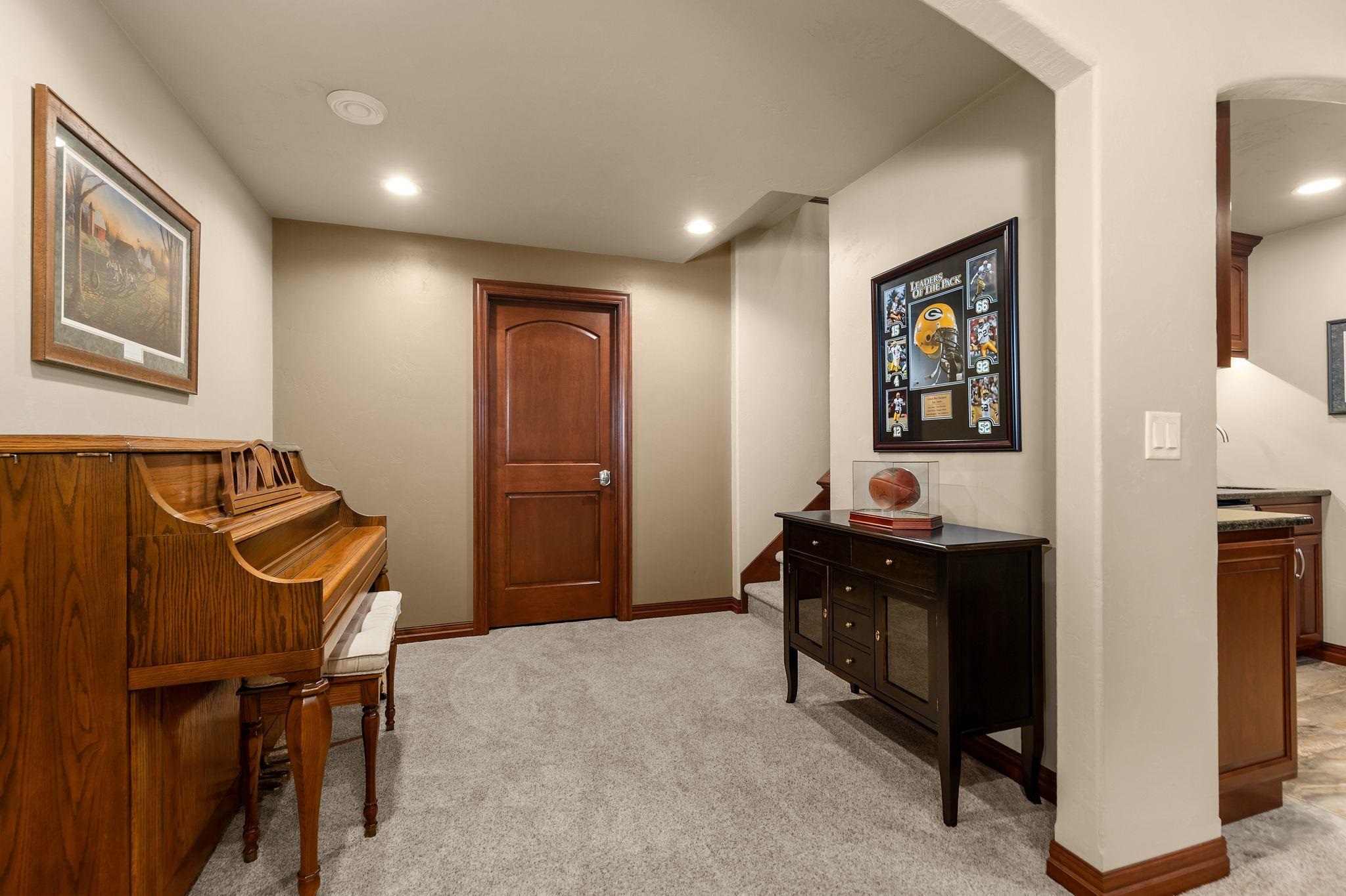 Property photo 35