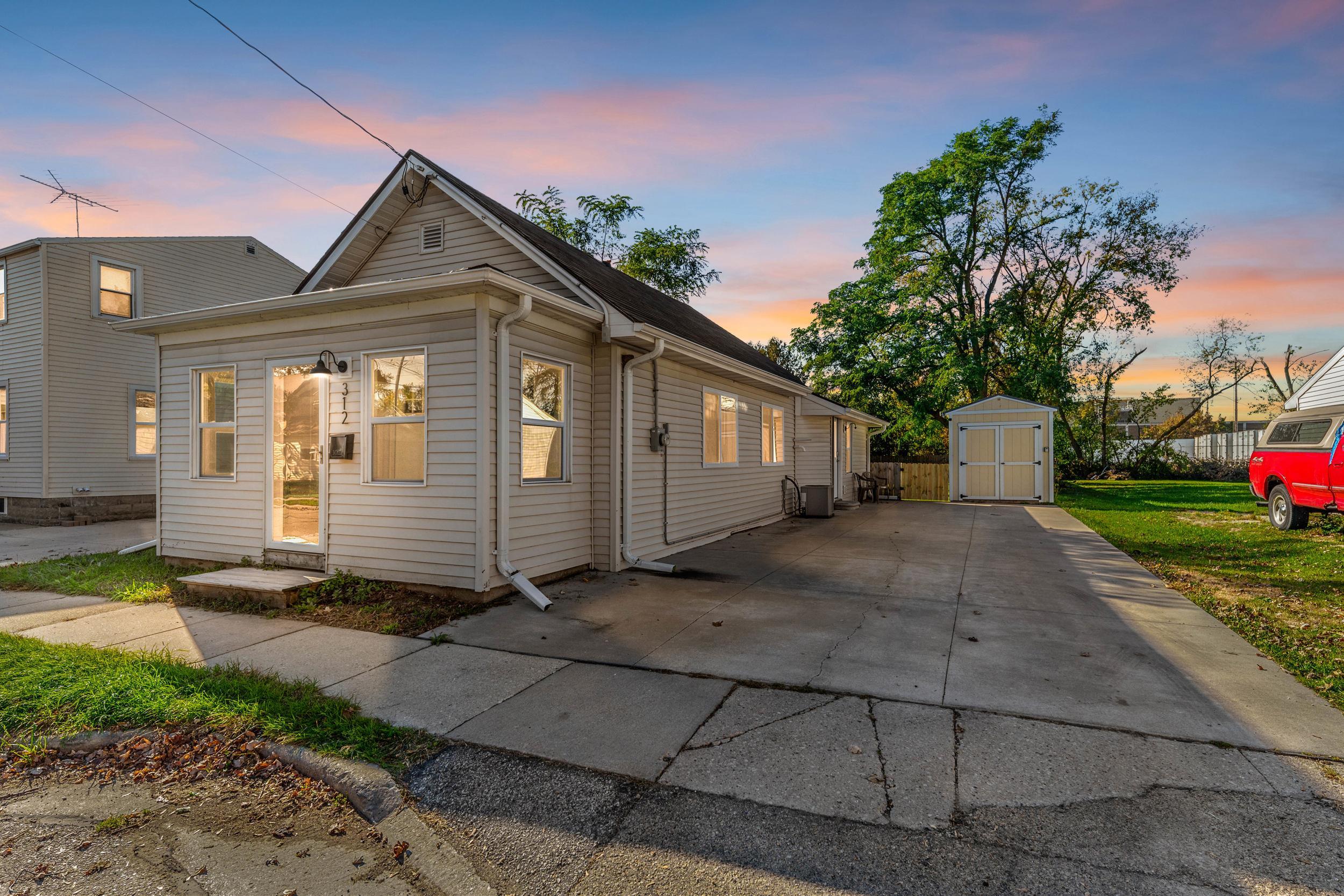 Property photo 35