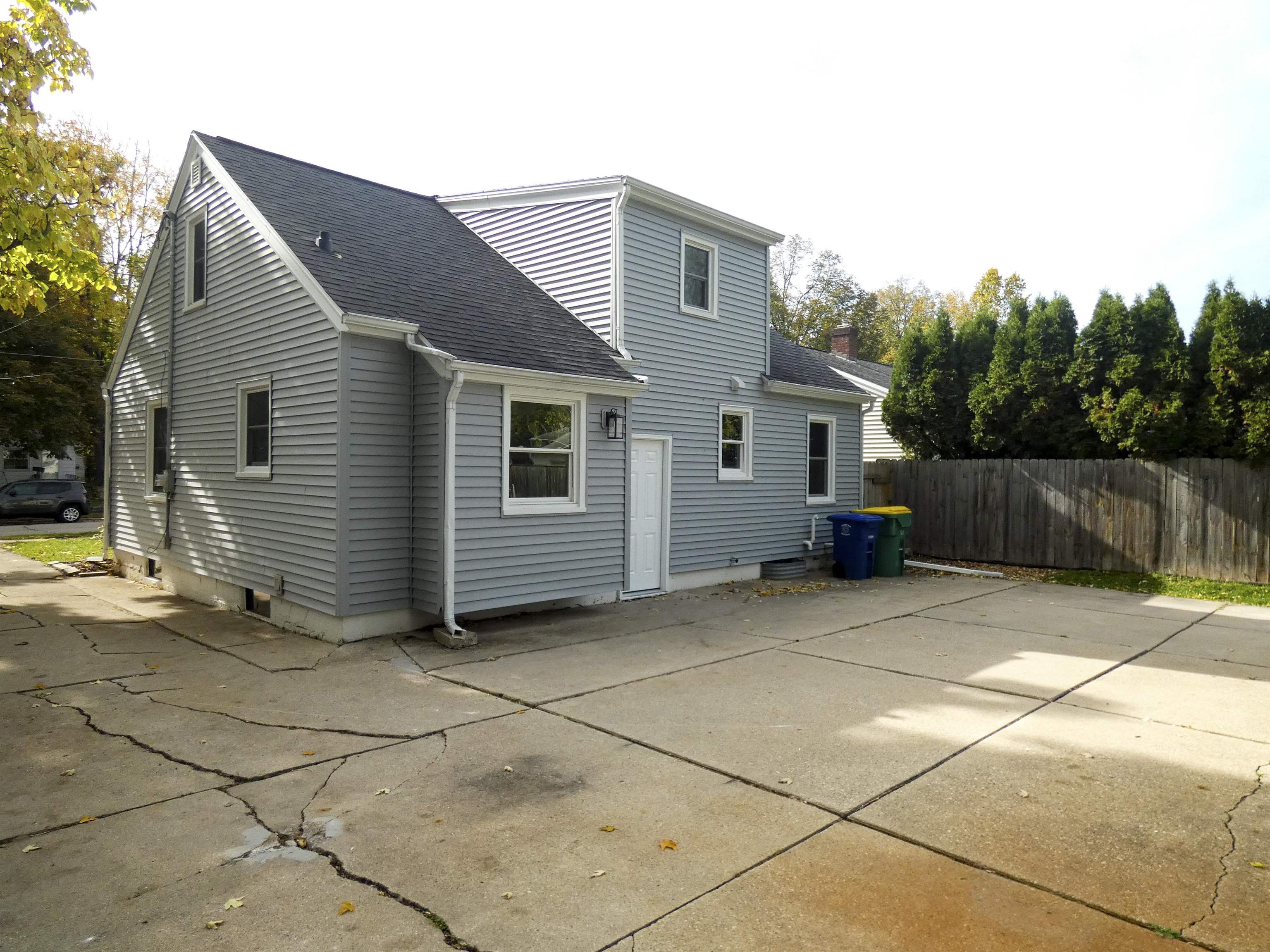 Property photo 44