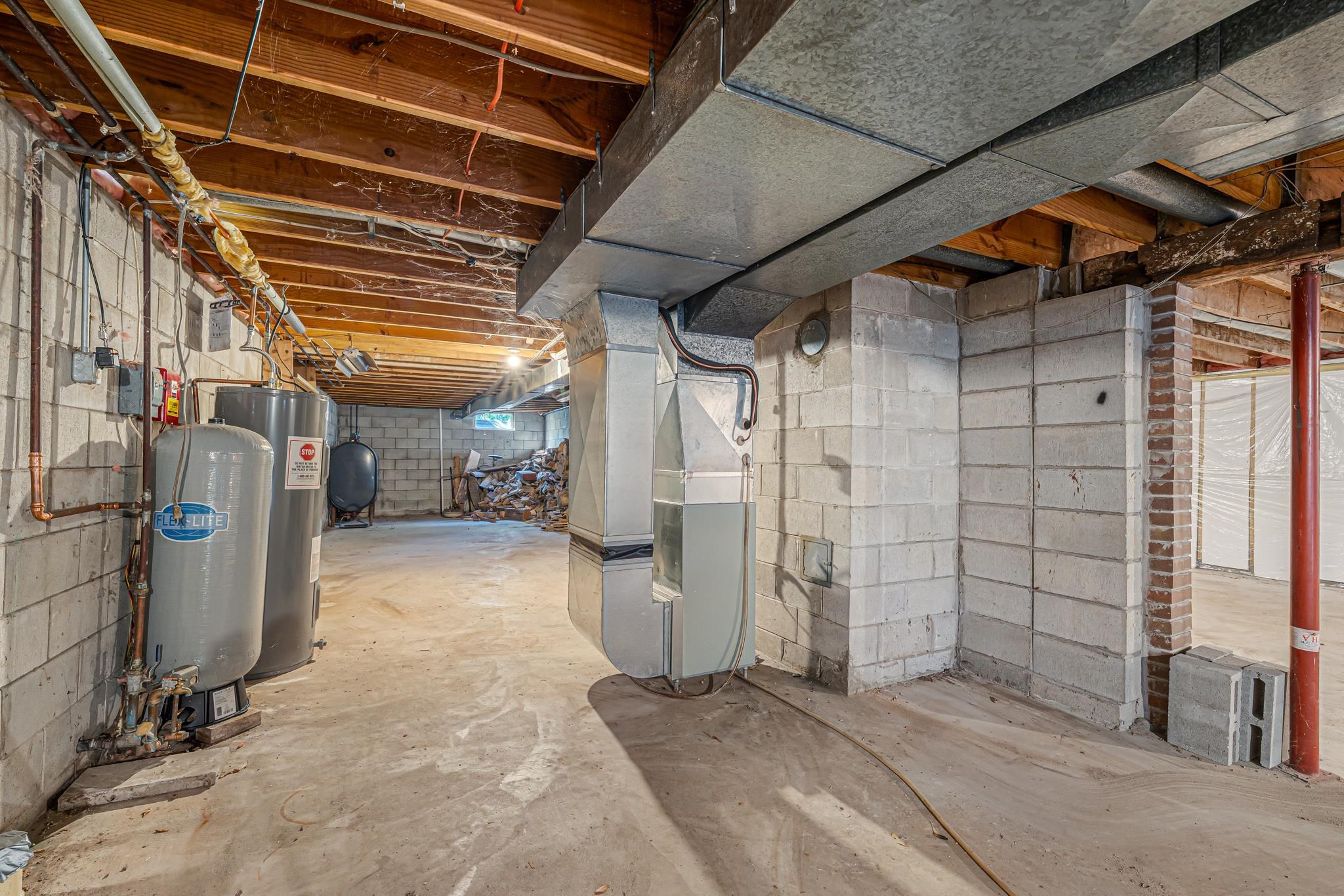 Property photo 37