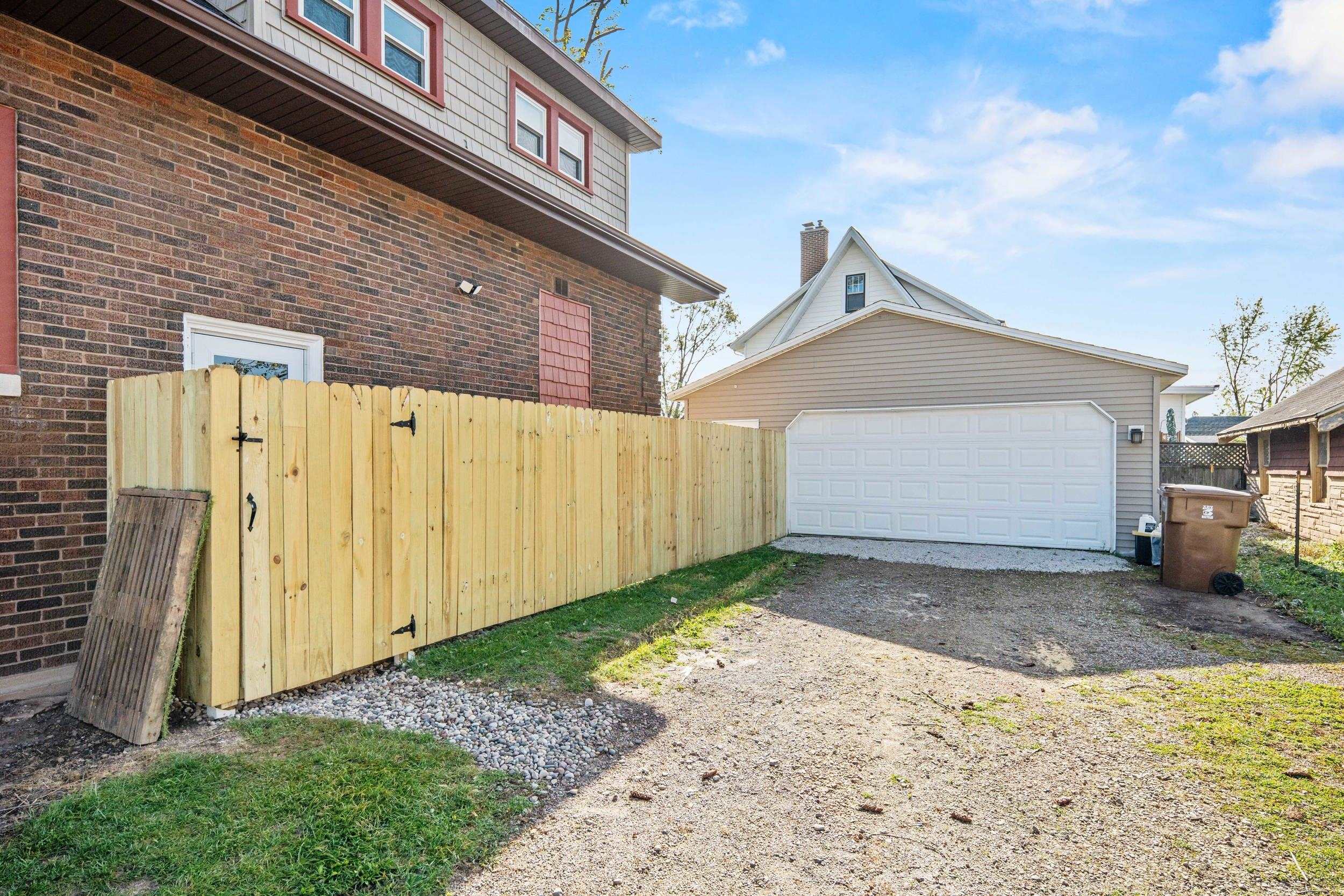 Property photo 32