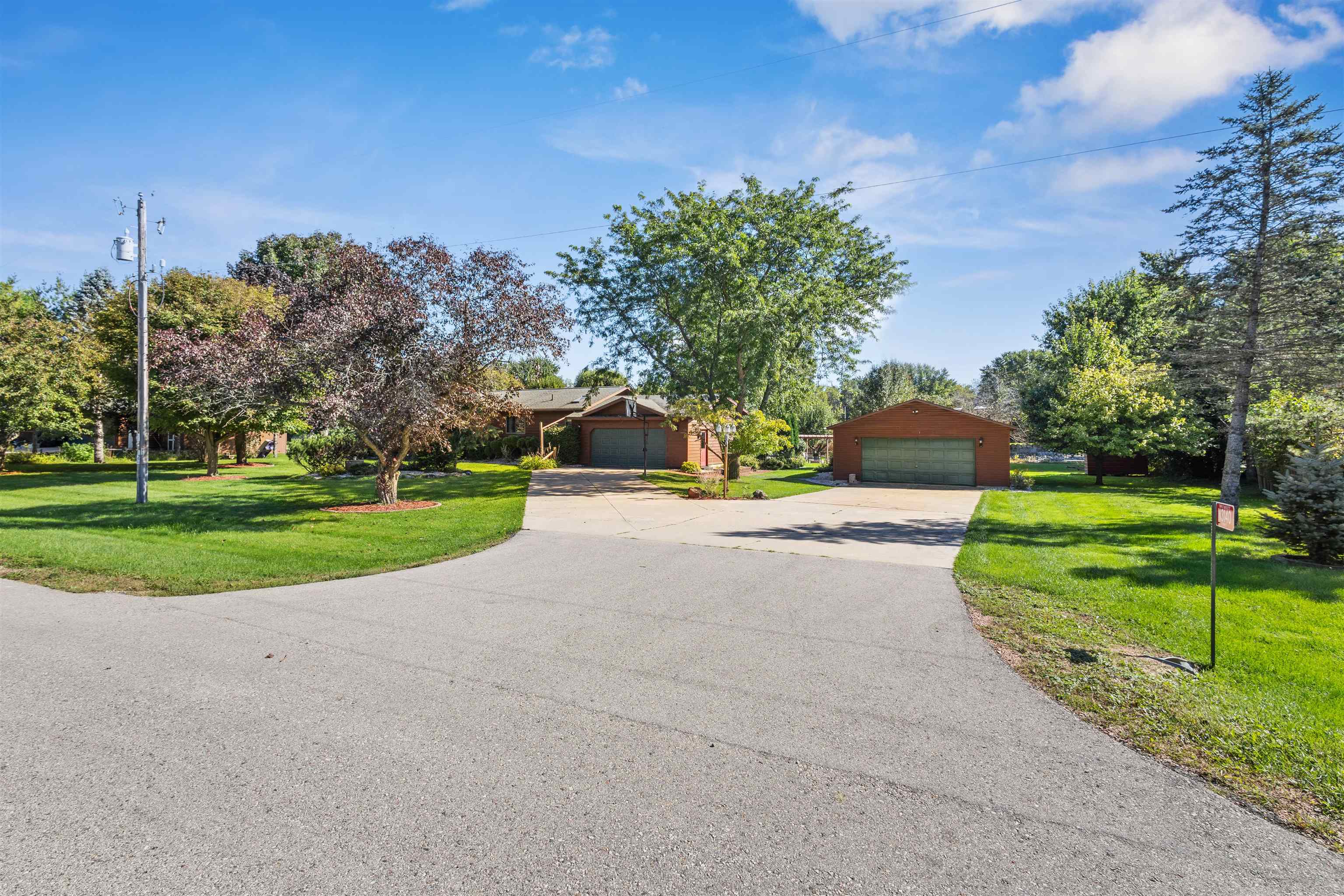 Property photo 81