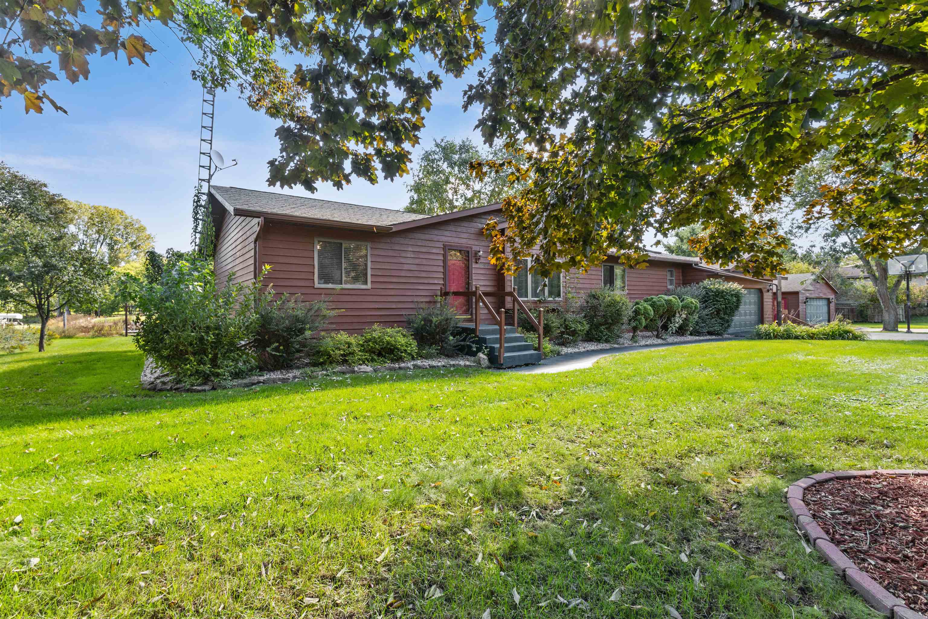 Property photo 75